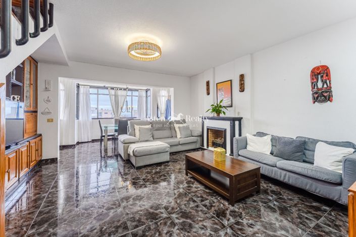 Image No.2-3 Bed Penthouse for sale