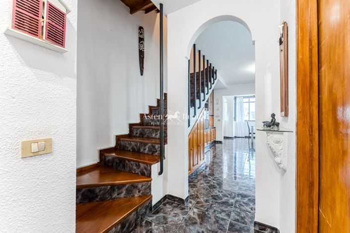 Image No.5-3 Bed Penthouse for sale