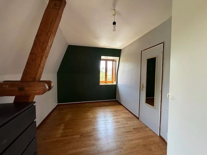 Image No.10-4 Bed House for sale