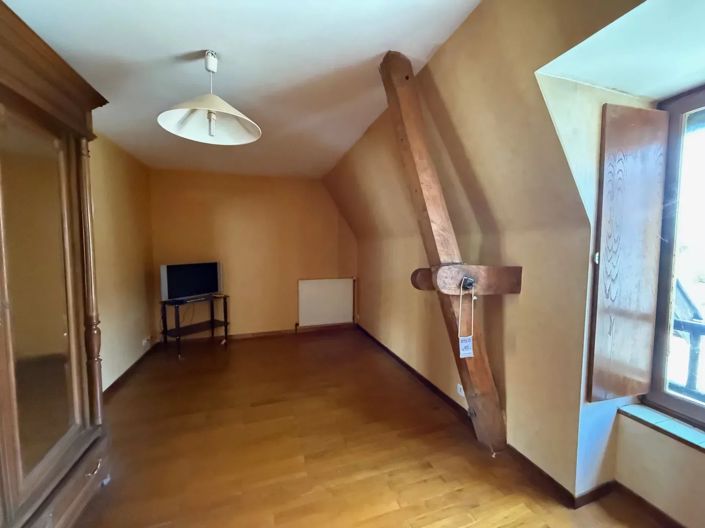 Image No.7-4 Bed House for sale