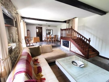 56998c981115ed0a140e8ee6185ea0edbec5d669c3192