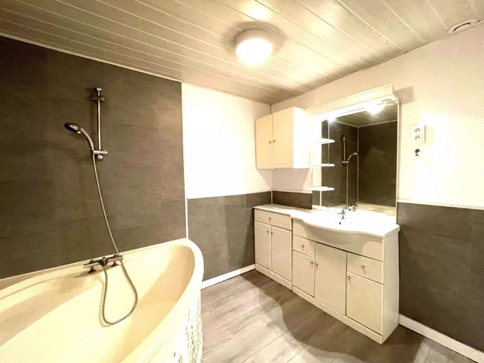 Image No.10-Maison de 5 chambres à vendre à Salies-de-Bearn