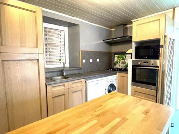 b8562559114136c4583b50f5306e6f5d1502da3b8a192