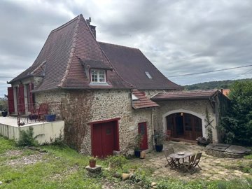 0b0273ef975f51890edb5f328cf2b59c2846228776192