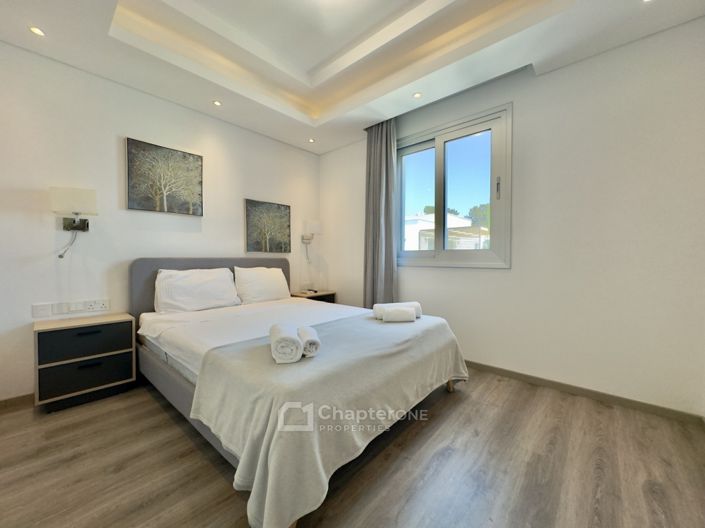 Image No.12-4 Bed Villa for sale