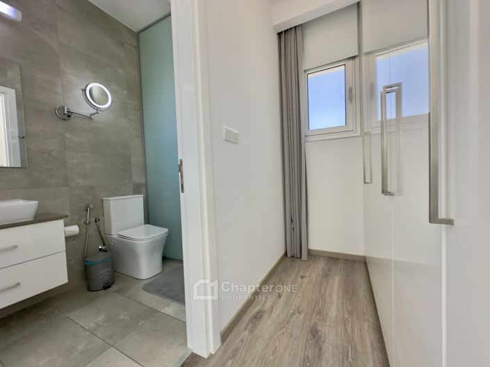 Image No.15-4 Bed Villa for sale