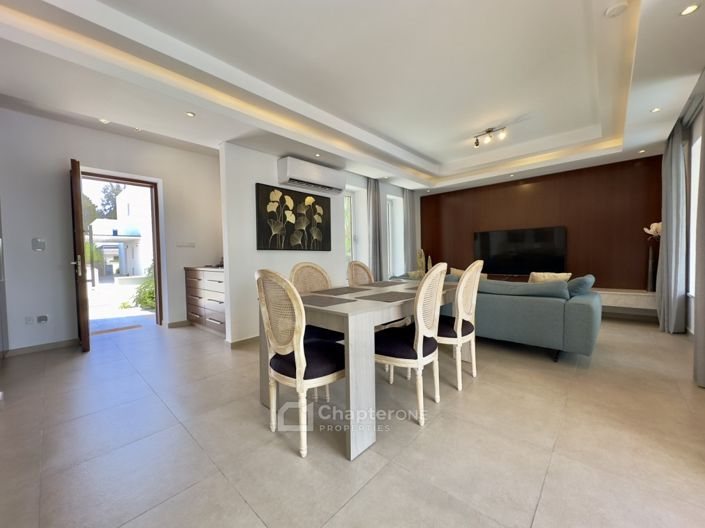 Image No.5-4 Bed Villa for sale