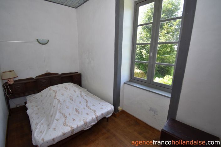 Image No.13-2 Bed House for sale