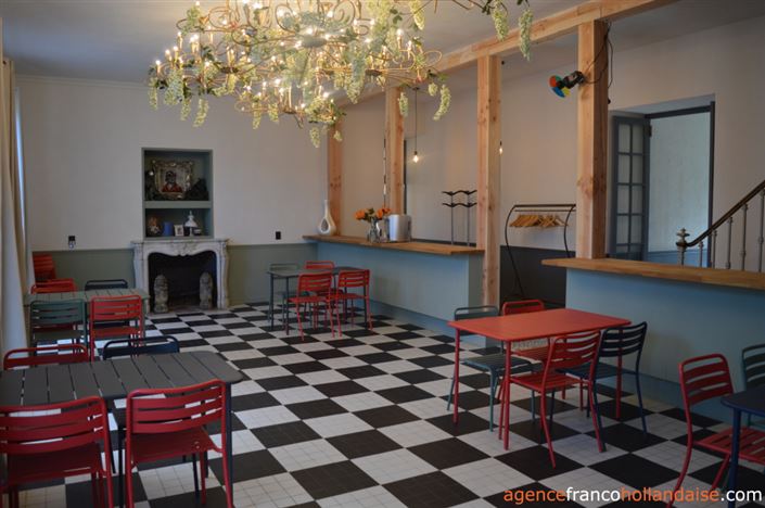 Image No.14-4 Bed Property for sale