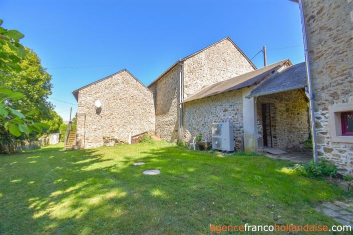 Image No.14-6 Bed House for sale