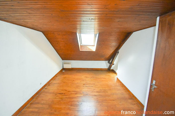 Image No.32-6 Bed House for sale