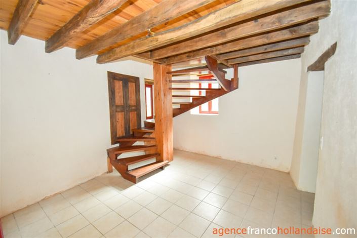 Image No.4-6 Bed House for sale