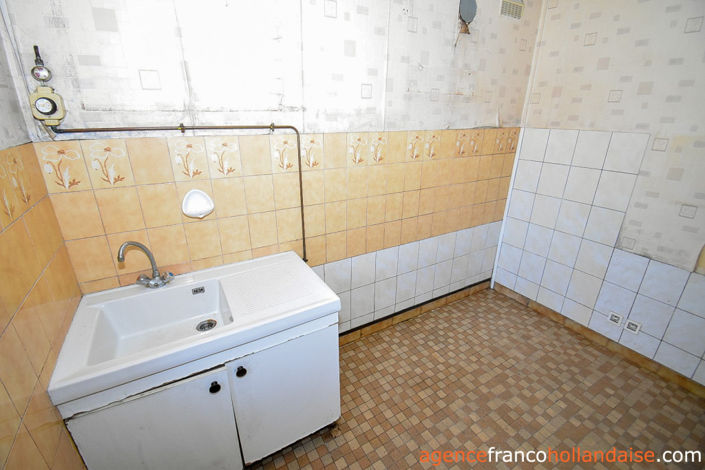 Image No.6-3 Bed House for sale