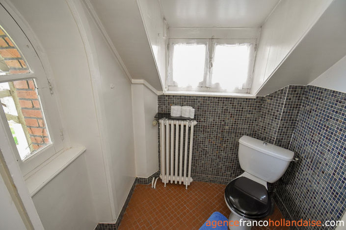 Image No.20-5 Bed House for sale