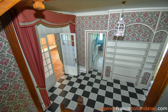 Image No.26-5 Bed House for sale