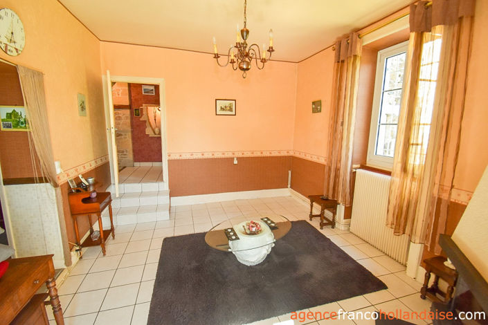 Image No.11-6 Bed House for sale