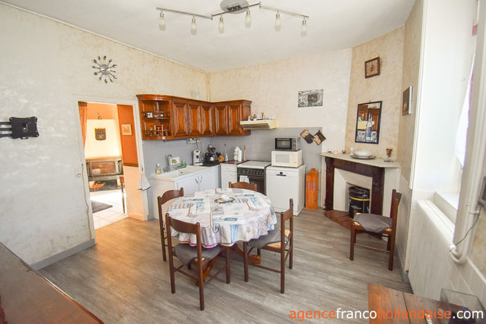 Image No.6-6 Bed House for sale