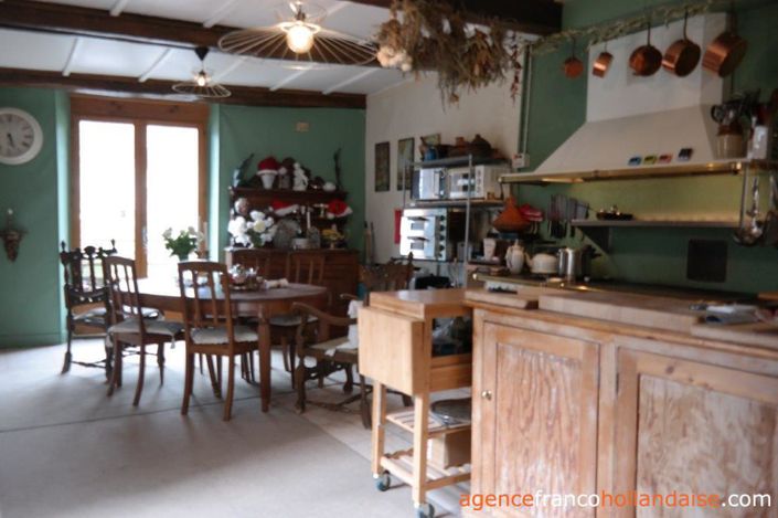 Image No.25-5 Bed House for sale