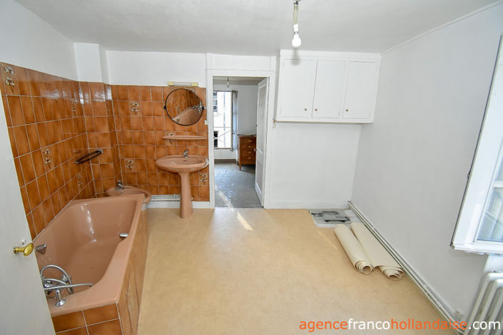 Image No.16-1 Bed House for sale