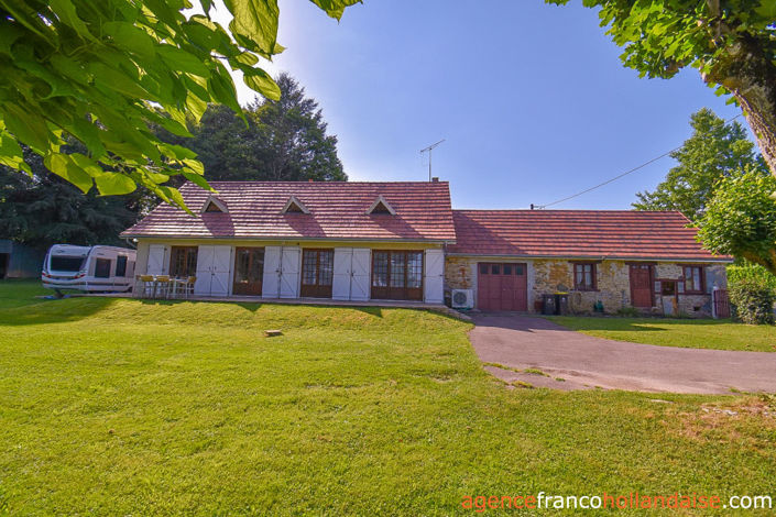 Image No.17-4 Bed House for sale