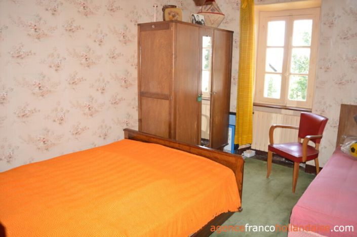 Image No.13-4 Bed House for sale