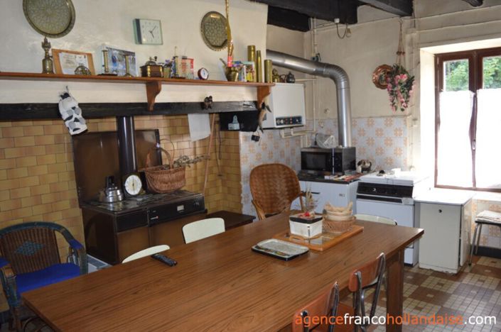 Image No.6-4 Bed House for sale