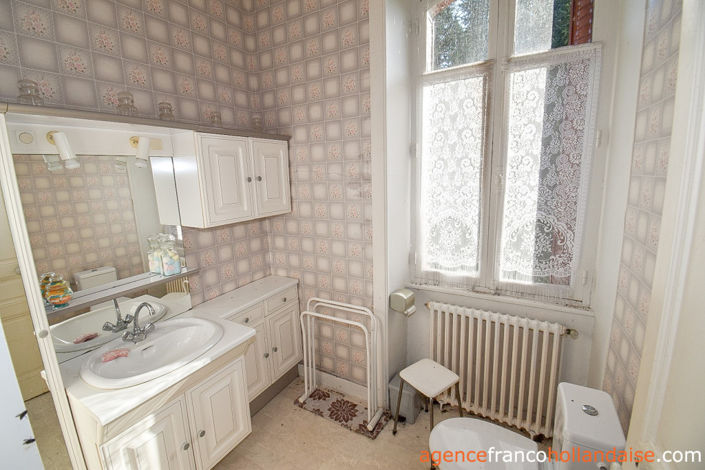 Image No.12-5 Bed House for sale