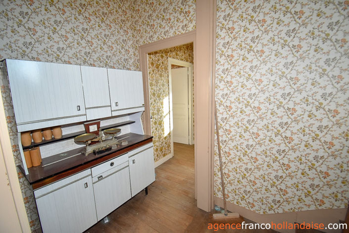 Image No.30-5 Bed House for sale