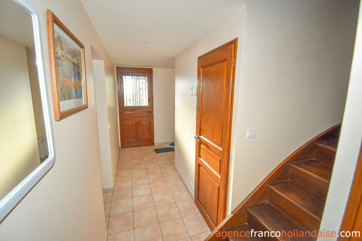 Image No.13-3 Bed House for sale