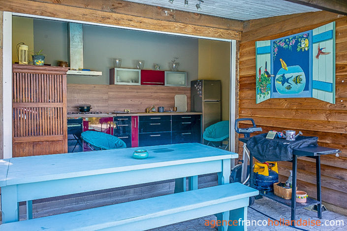 Image No.33-8 Bed Commercial for sale