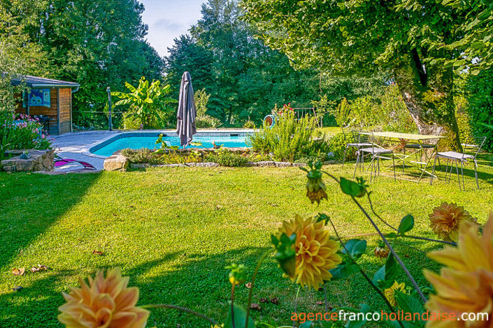 Image No.34-8 Bed Commercial for sale