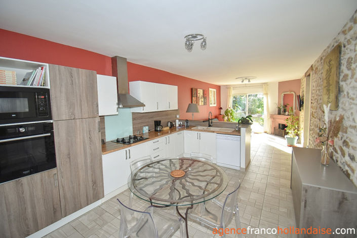 Image No.39-8 Bed Commercial for sale