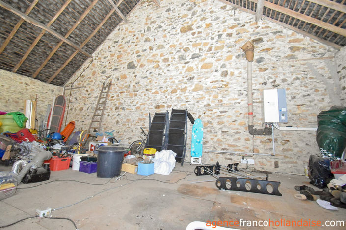 Image No.47-8 Bed Commercial for sale