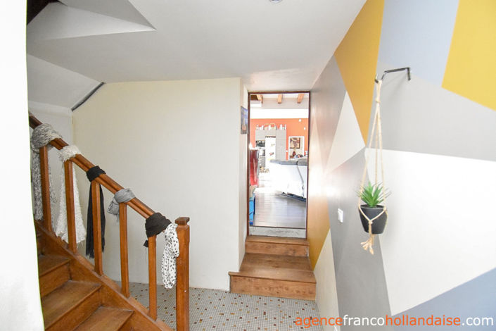 Image No.15-5 Bed House for sale