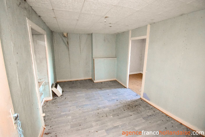 Image No.8-4 Bed House for sale