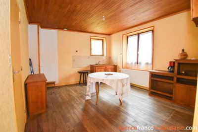 ruim-huis-met-atelier-8large