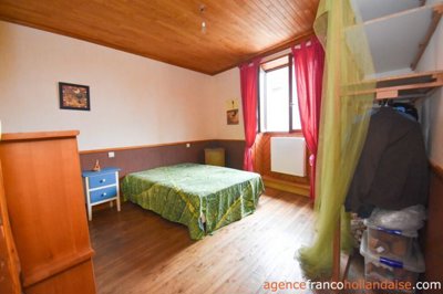 ruim-huis-met-atelier-10large