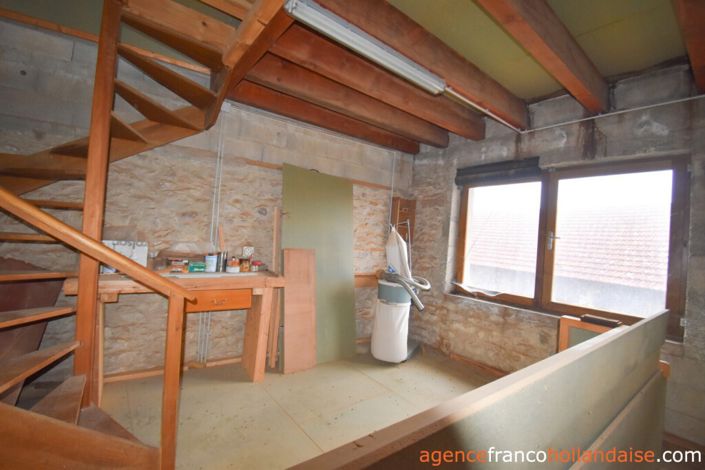 Image No.25-5 Bed House for sale