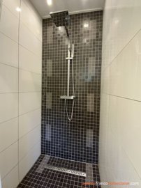 groot-terras-en-panoramisch-uitzicht-9large