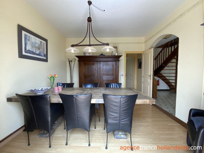 Image No.7-3 Bed House for sale