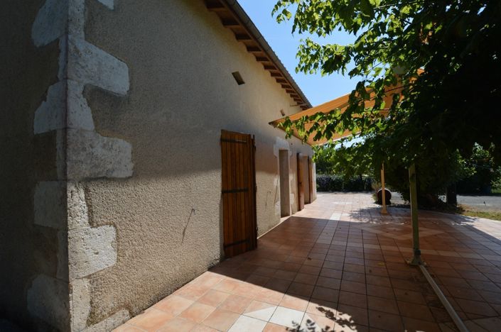 Image No.8-Propriété de 5 chambres à vendre à Duras