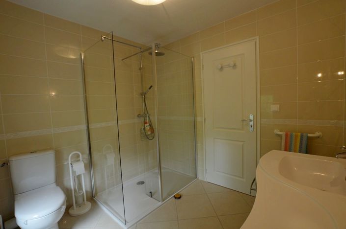 Image No.17-Propriété de 4 chambres à vendre à Duras