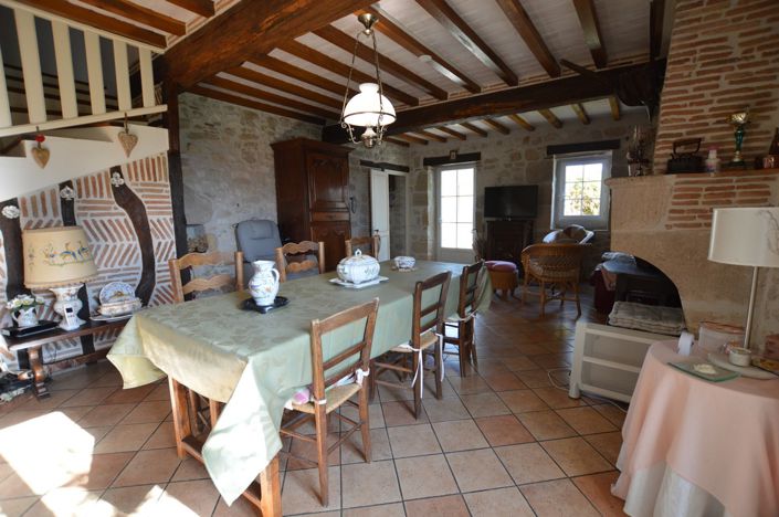 Image No.10-Propriété de 4 chambres à vendre à Duras