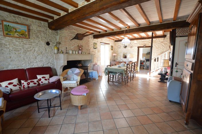 Image No.9-Propriété de 4 chambres à vendre à Duras