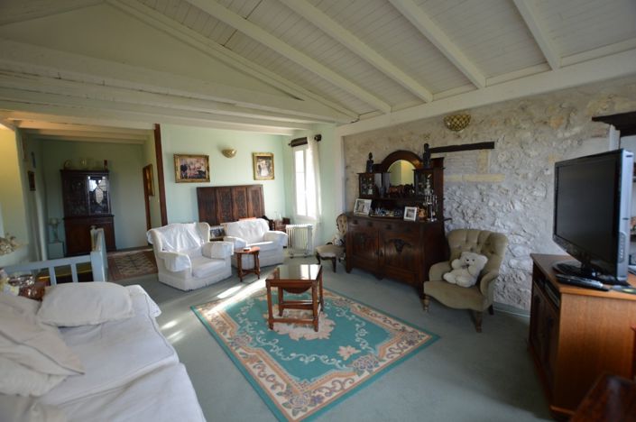 Image No.10-Maison de village de 3 chambres à vendre à Loubès-Bernac