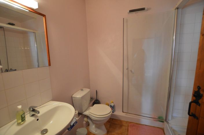 Image No.9-Maison de village de 3 chambres à vendre à Loubès-Bernac