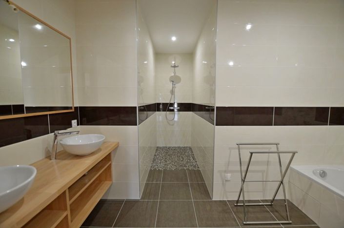 Image No.22-Propriété de 7 chambres à vendre à Monségur