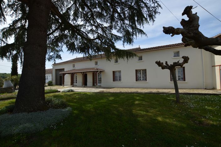 Image No.2-Maison de campagne de 5 chambres à vendre à Lévignac-de-Guyenne