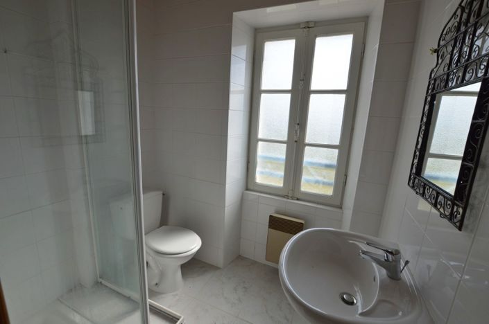 Image No.16-Maison de campagne de 7 chambres à vendre à Duras