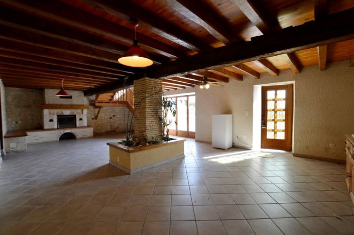 Image No.8-Maison de campagne de 7 chambres à vendre à Duras